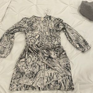 Snake skin - mini dress long sleeve